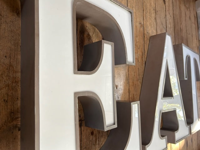 FABULOUS ENGLISH LARGE SHOP LETTERS " TEA " OR " EAT " E A T